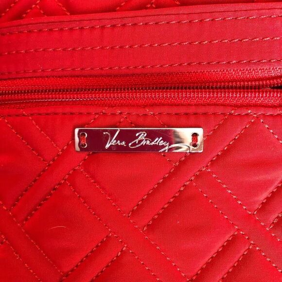VERA BRADLEY - "Hipster" Quilted Microfiber Crossbody Bag in Tango Red/LOVELY!♥️ - Picture 7 of 16
